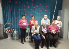 Powiększ zdjęcie Prezentacja prac w wykonaniu seniorek.